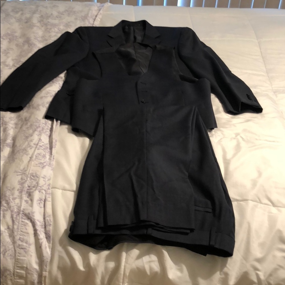 Michael Kors 3 piece blue suit. Size 38R
